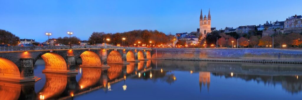 Angers éclairage public nocturne