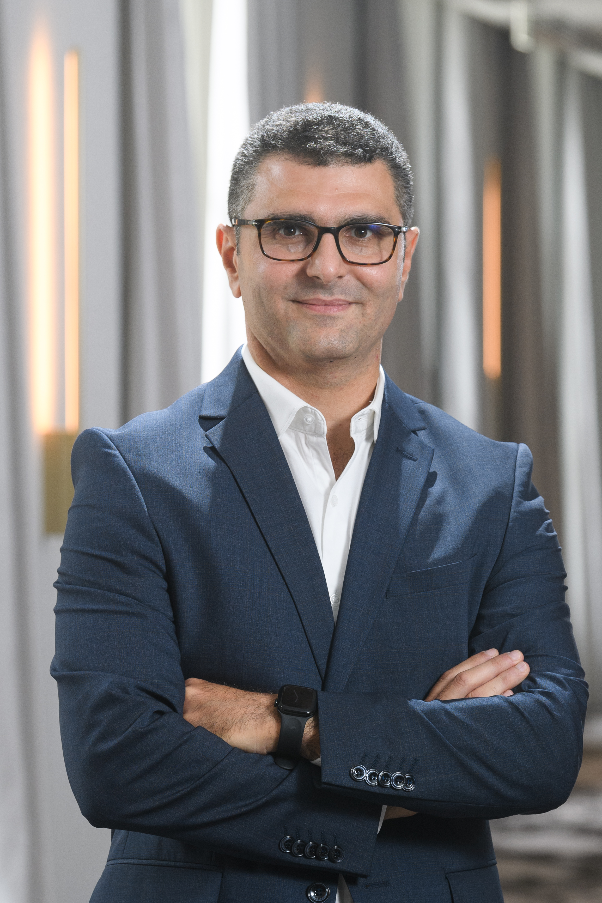 Christian HÉLOU